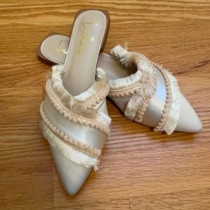 Lulus Ivory Leyrn Flat